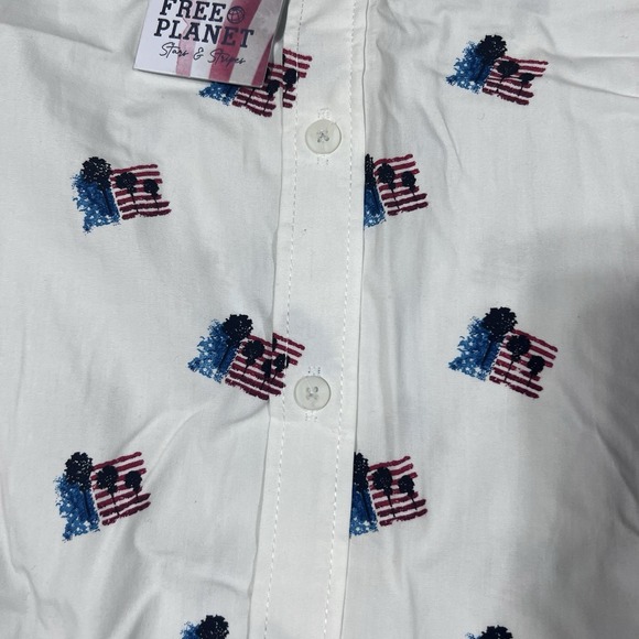 Free Planet USA Stars And Stripes Flag America Button Up Cotton Shirt Small NWT - Picture 5 of 9